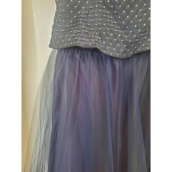 Niki by Niki Livas Vintage Navy Ombre Tulle Sparkly Formal Dress Gown, Size 12 - Picture 6 of 15